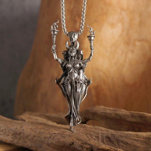 Classic Mythical Character Scarlet Wings Holy Sword Archangel Michael Pendant Necklace for Men Ladies Daily Cycling Wear Jewelry