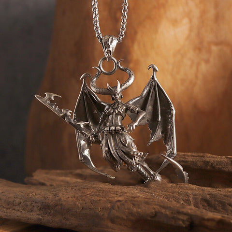 Classic Mythical Character Scarlet Wings Holy Sword Archangel Michael Pendant Necklace for Men Ladies Daily Cycling Wear Jewelry