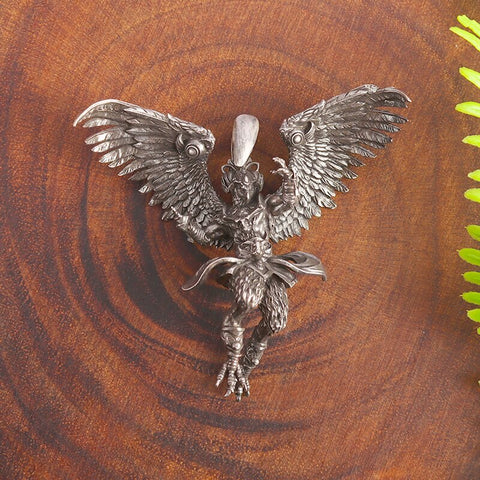 Classic Mythical Character Scarlet Wings Holy Sword Archangel Michael Pendant Necklace for Men Ladies Daily Cycling Wear Jewelry