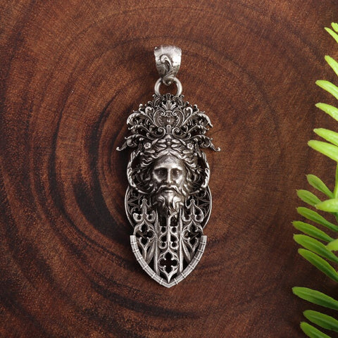 Classic Mythical Character Scarlet Wings Holy Sword Archangel Michael Pendant Necklace for Men Ladies Daily Cycling Wear Jewelry