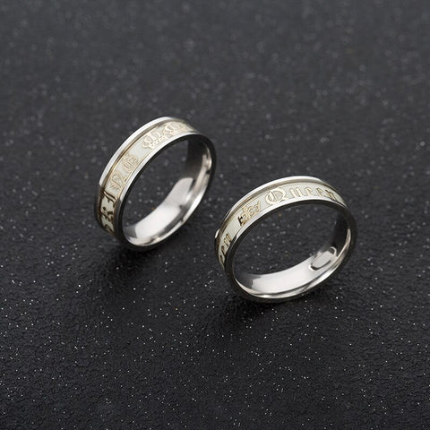 Daicy Factory Hot Selling Queen Stainless Steel Material Cheap High Polish Night Lights Band Ring Wholesale