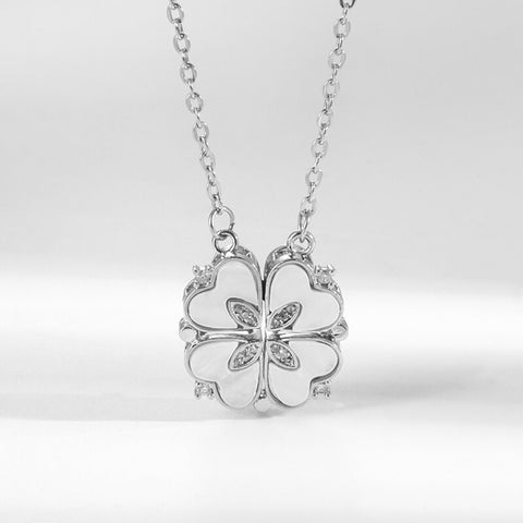 Fashion Magnetic Folding Heart Necklace for Women Cute 4 Heart Clover Necklace Female Jewelry Gift