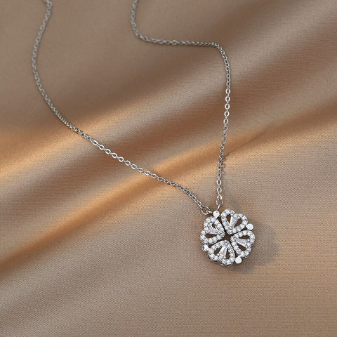 Fashion Magnetic Folding Heart Necklace for Women Cute 4 Heart Clover Necklace Female Jewelry Gift